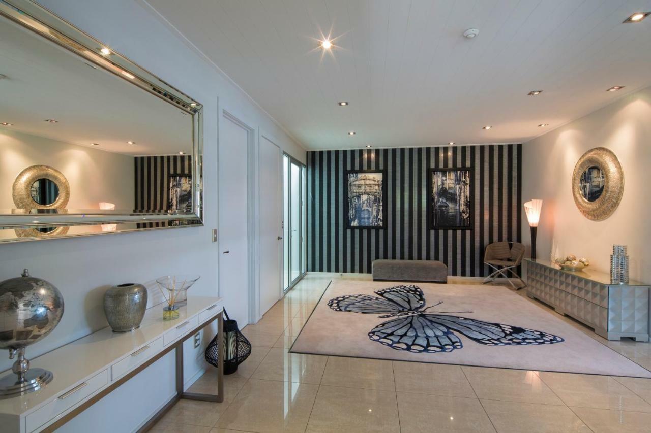 Papillon, A Relax It'S Done Luxury Holiday Home Queenstown Bagian luar foto