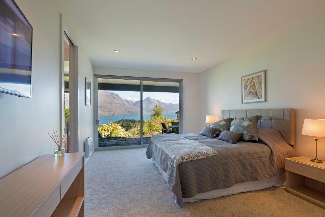 Papillon, A Relax It'S Done Luxury Holiday Home Queenstown Bagian luar foto