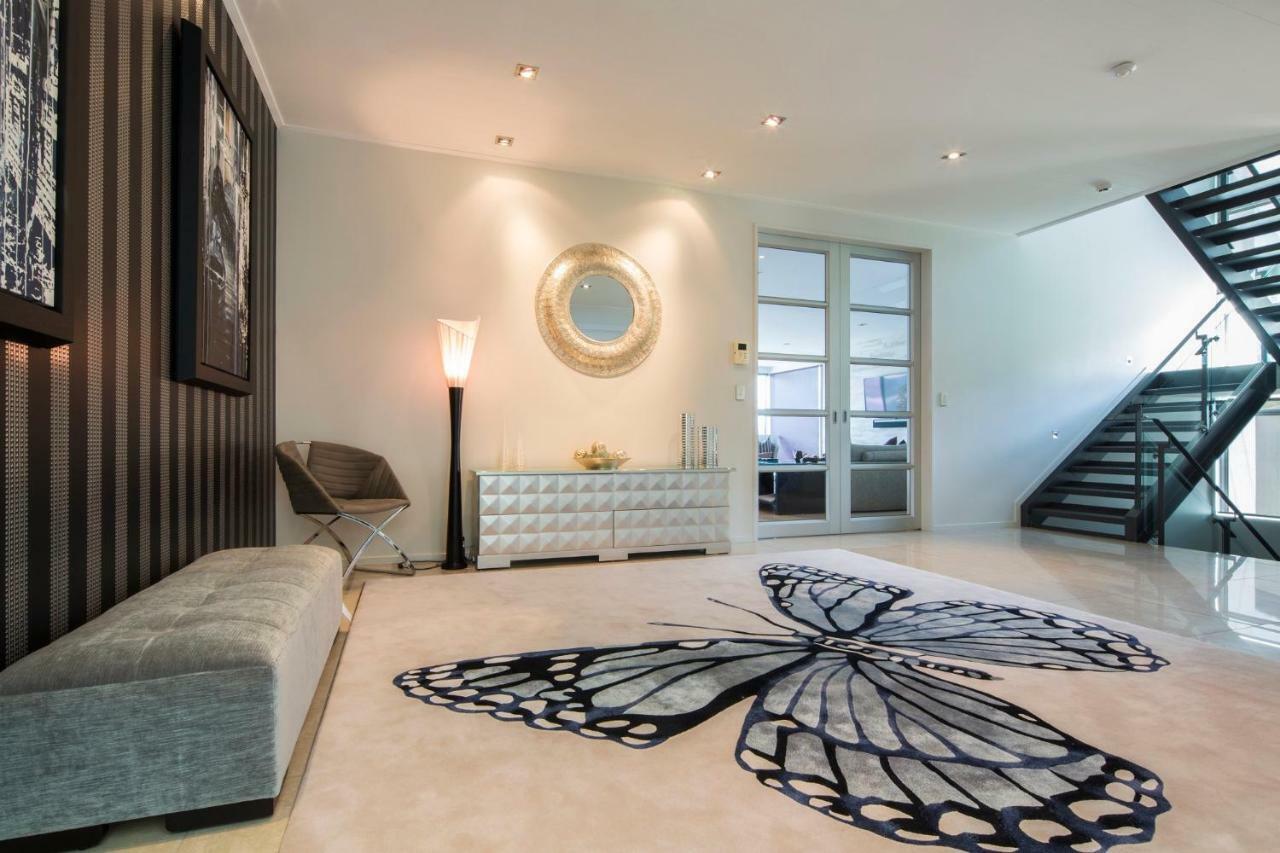Papillon, A Relax It'S Done Luxury Holiday Home Queenstown Bagian luar foto