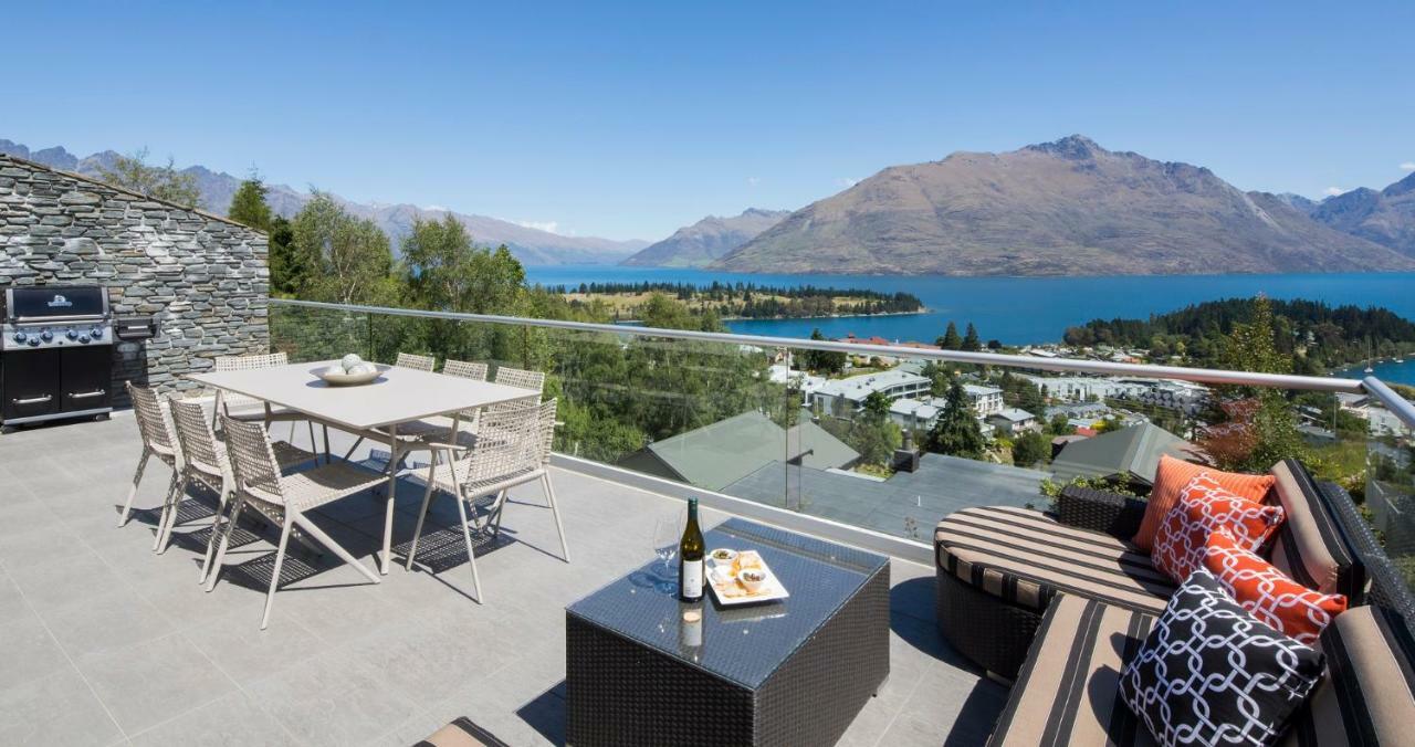 Papillon, A Relax It'S Done Luxury Holiday Home Queenstown Bagian luar foto